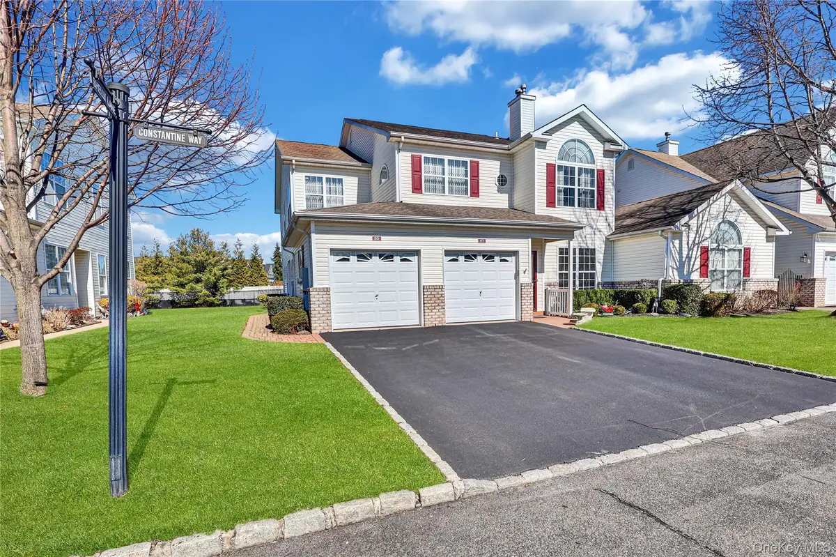 85 Constantine Way, Mount Sinai, NY 11766 - #1