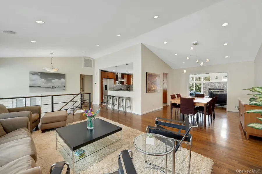 32 Penny Lane, Scarsdale, NY 10583 - #3