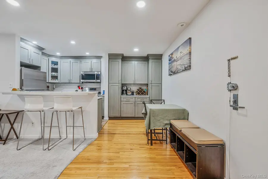 25 Park Place #2L, Great Neck, NY 11021 - #2