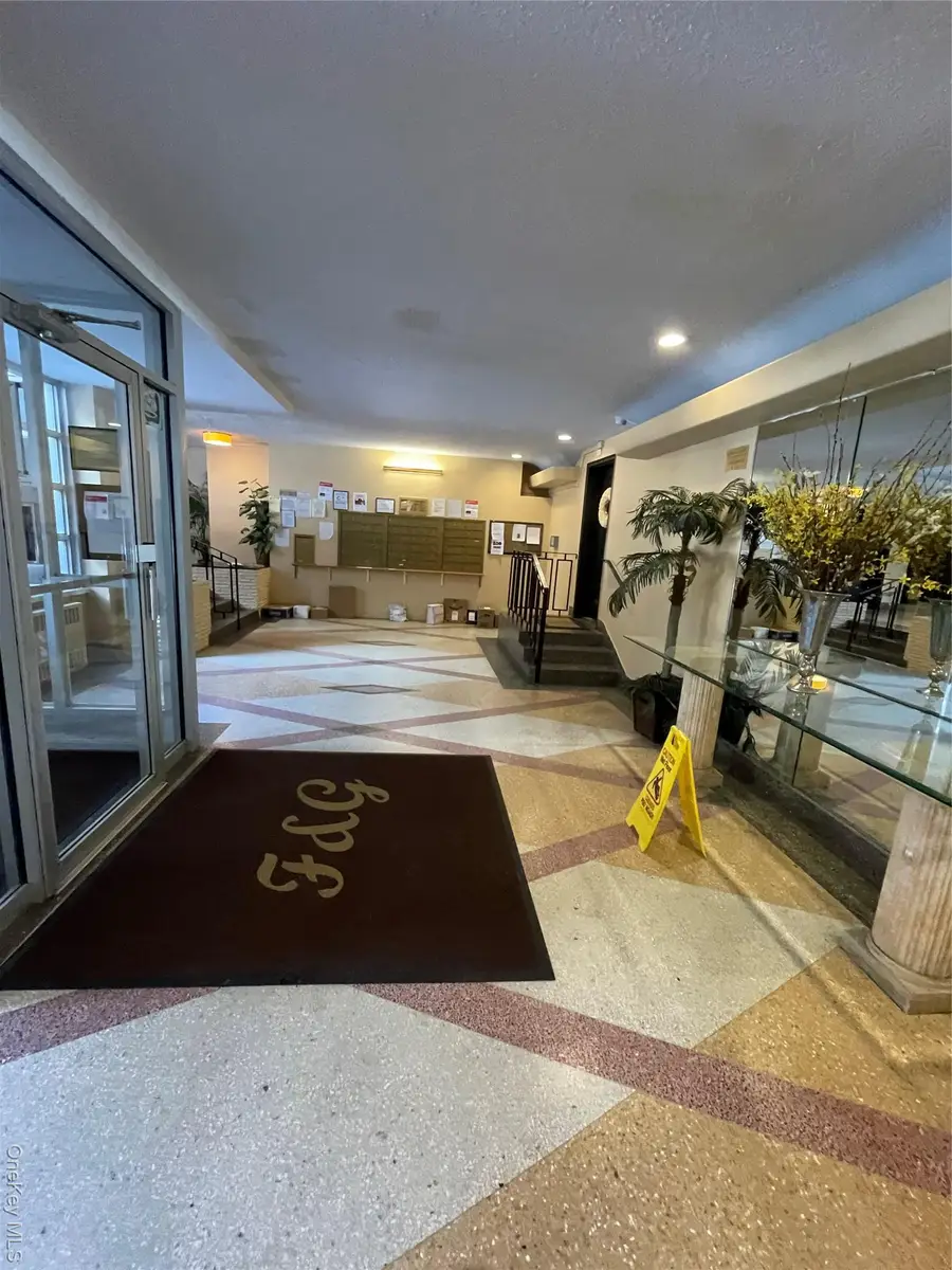 118-60 Metropolitan Avenue #2 I, Kew Gardens, NY 11415 - #2