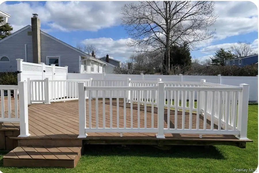 449 52nd Street, Lindenhurst, NY 11757 - #3