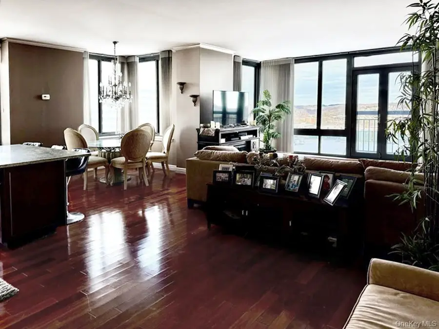 10 City Place #16E, White Plains, NY 10601 - #3