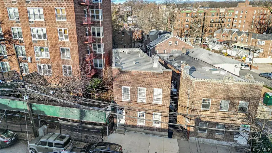 5783 Mosholu Avenue, Bronx, NY 10471 - #2