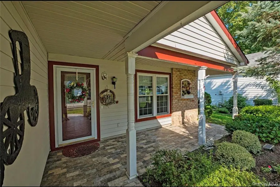 2 Bedford Court, Ridge, NY 11961 - #2