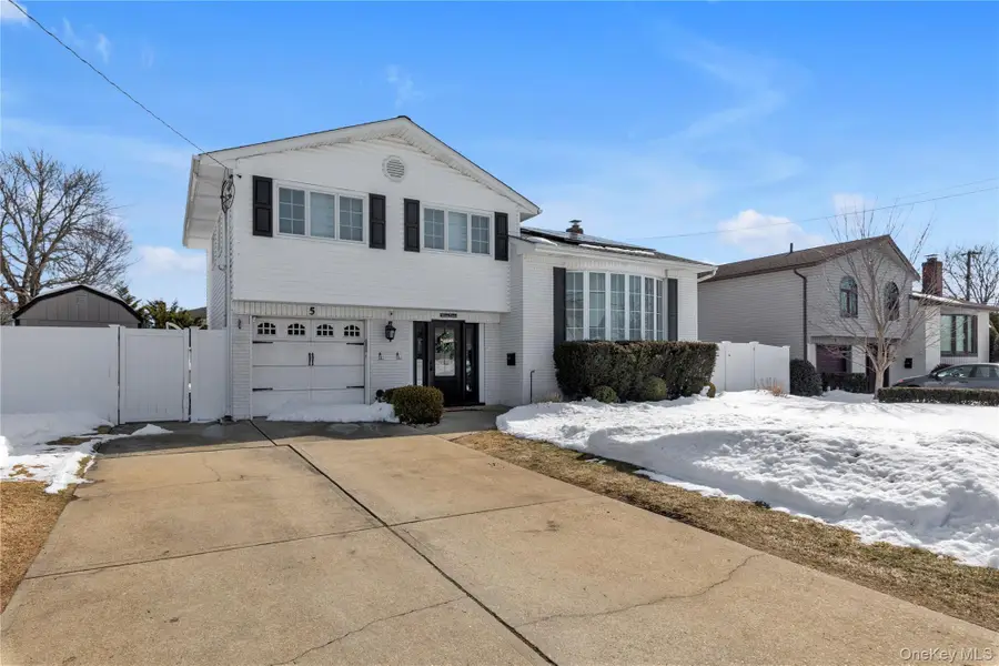 5 W End Avenue, Massapequa, NY 11758 - #2