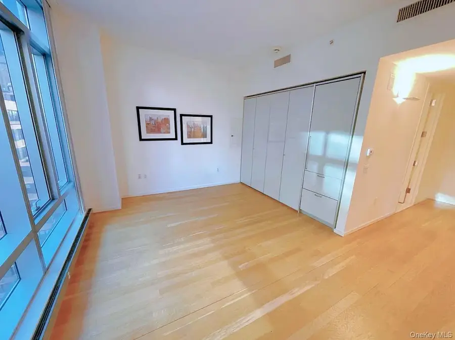 18 W 48th Street #17D, Manhattan, NY 10036 - #3