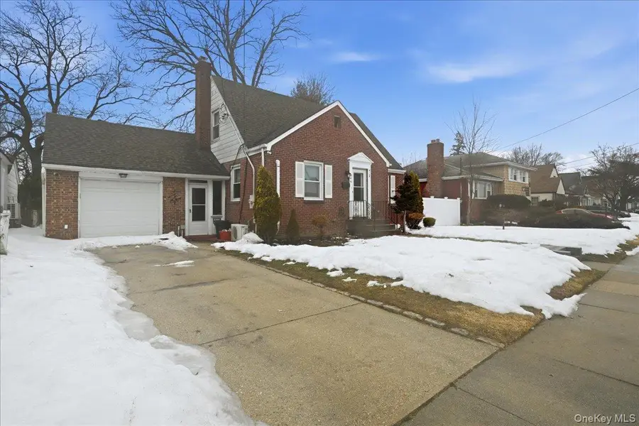 846 Harrison Street, West Hempstead, NY 11552 - #2