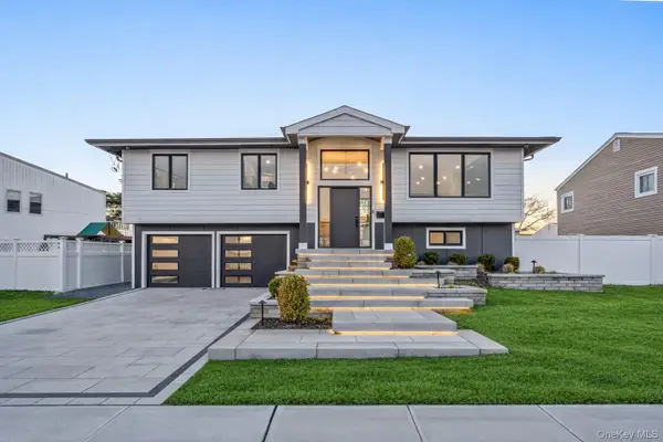 3000 Holiday Park Drive, Merrick, NY 11566