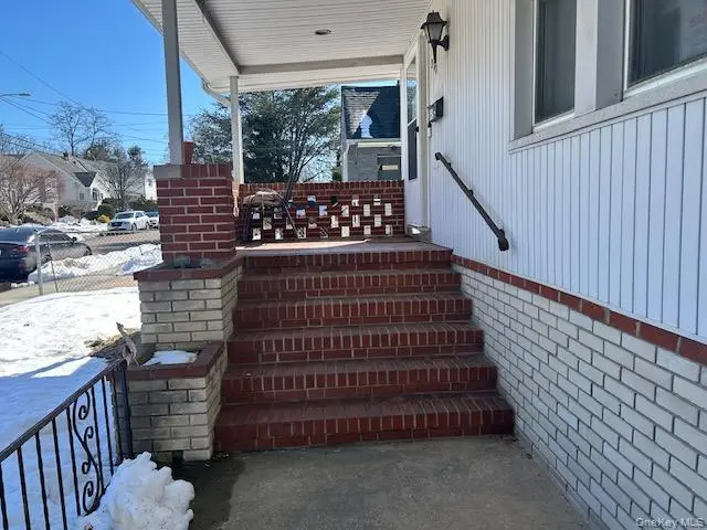 389 Hamilton Avenue, Hewlett, NY 11557 - #2