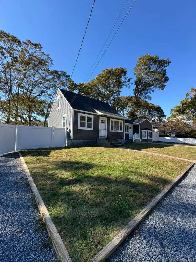 8 Paul Drive, Mastic, NY 11950 - #3