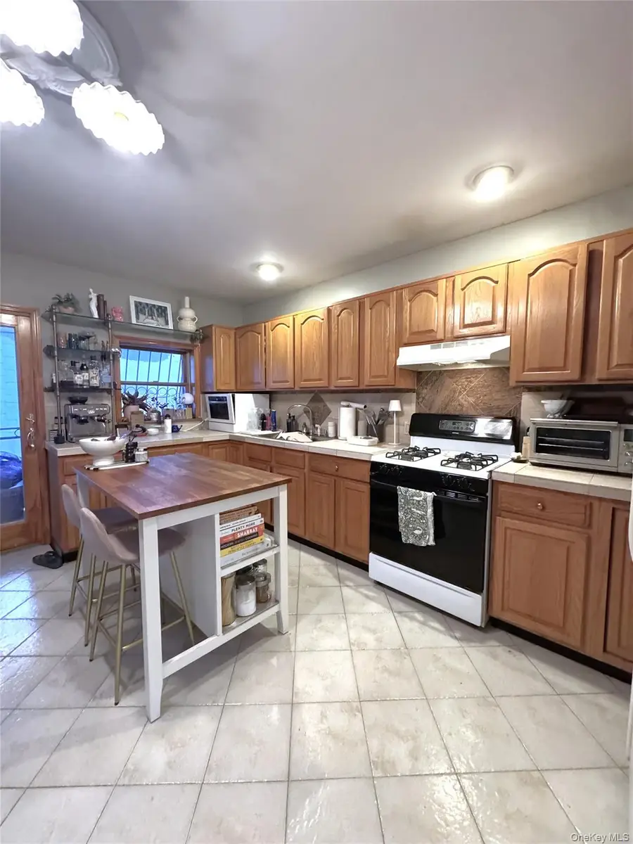 396 Graham Avenue, Brooklyn, NY 11211 - #2