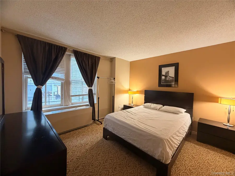 150 W 51st Street #21-21, Manhattan, NY 10019 - #3