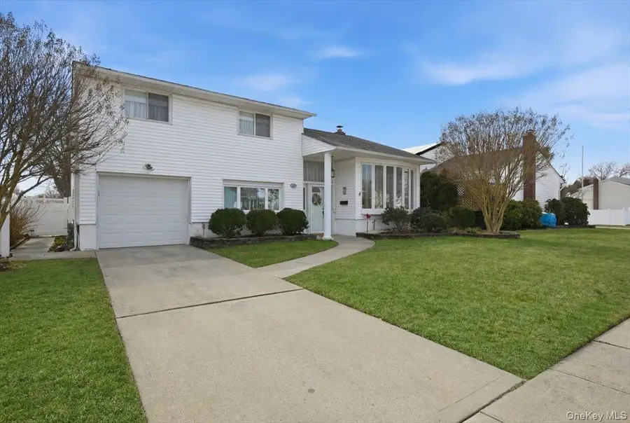 366 Clearmeadow Drive, East Meadow, NY 11554 - #2