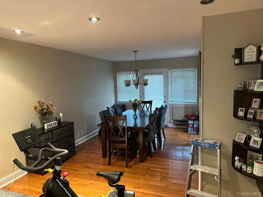 111 Woodland Hills Road, White Plains, NY 10603 - #3