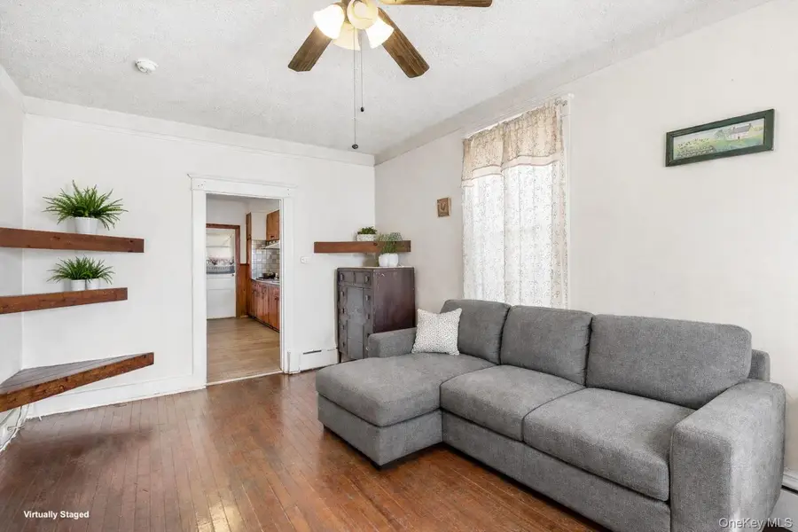 37 Lake Avenue, Riverhead, NY 11901 - #2