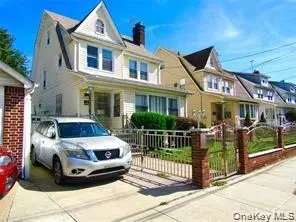 10411 200th Street, Saint Albans, NY 11412 - #2