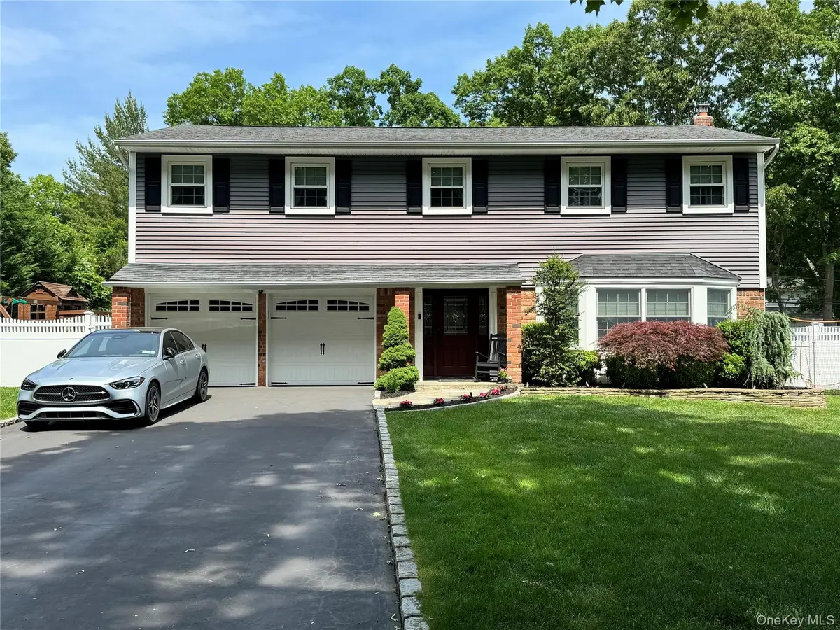 17 Erita Lane, Smithtown, NY 11787 - #1