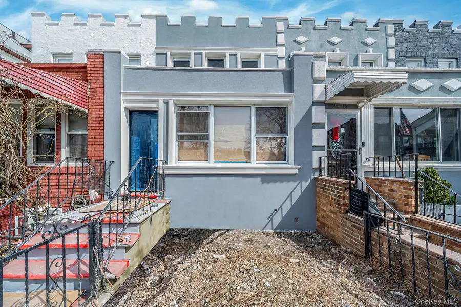 25-17 Mcintosh Street, East Elmhurst, NY 11369 - #2