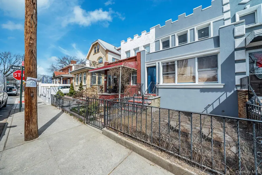 25-17 Mcintosh Street, East Elmhurst, NY 11369 - #3