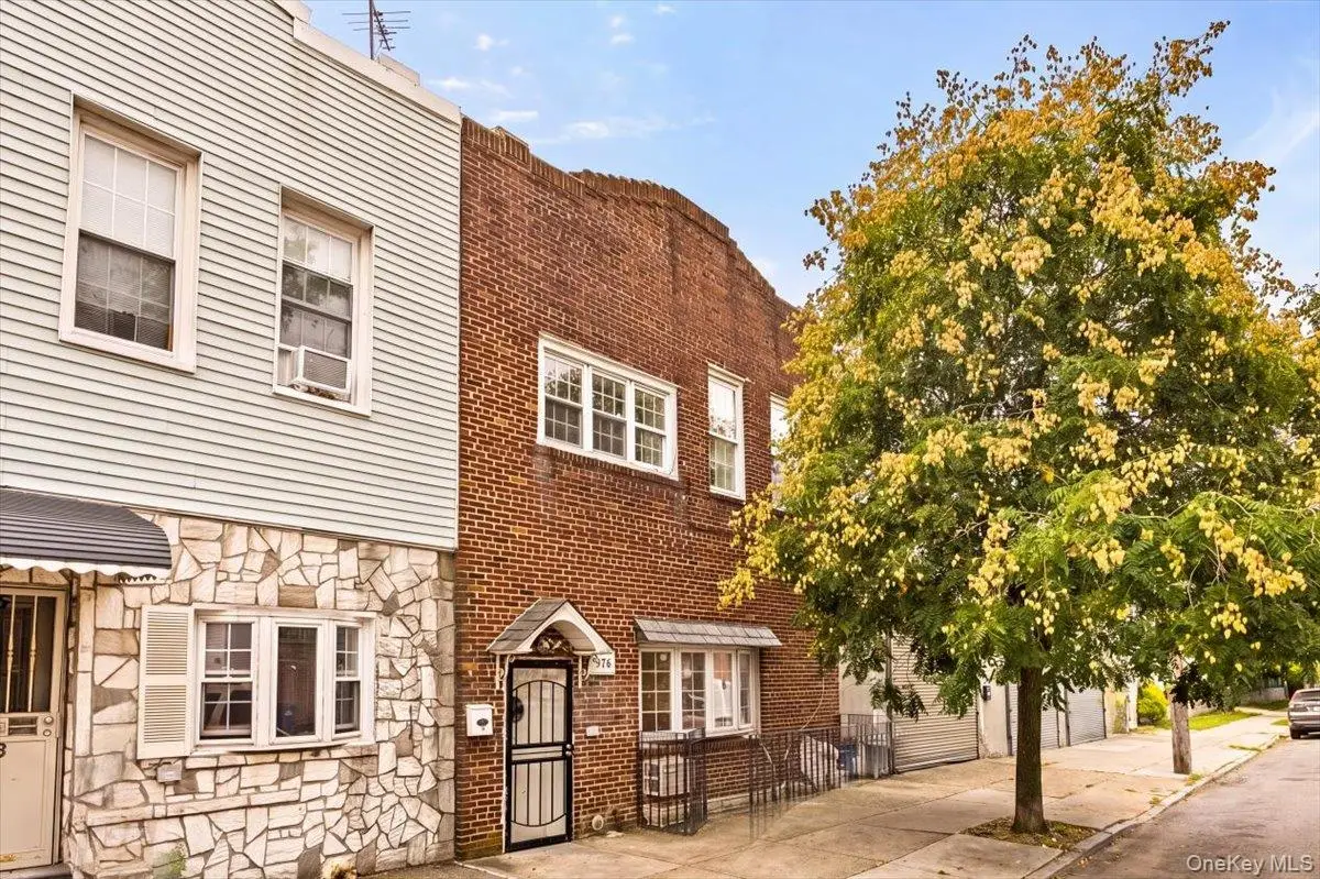 976 Sackett Avenue, Bronx, NY 10462 - #1