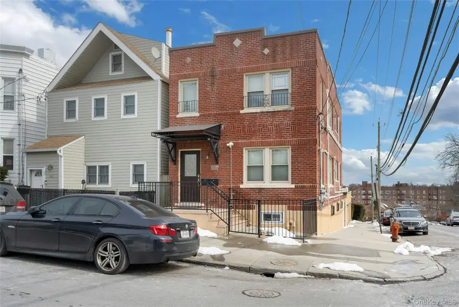 42 Alder Street, Yonkers, NY 10701 - #2