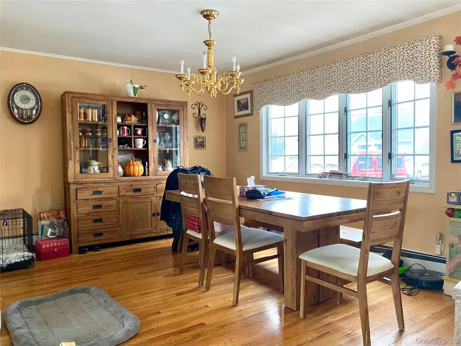 3070 Lowell Avenue, Wantagh, NY 11793 - #3