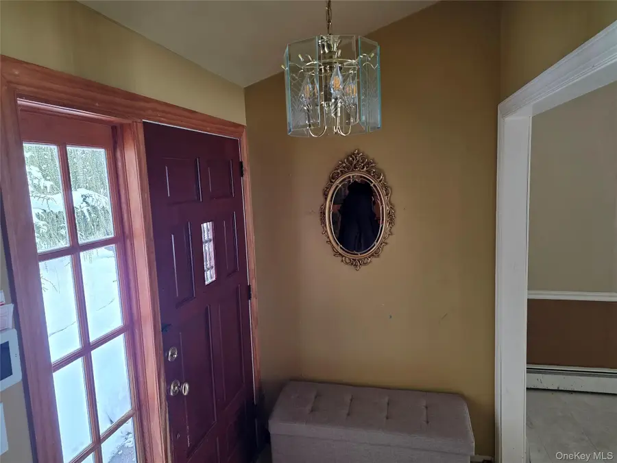 25 Fuller Street, Dix Hills, NY 11746 - #3