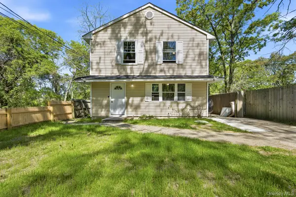 7 Rutland Road, Mastic, NY 11950