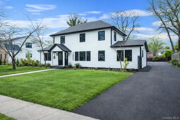 200 Evans Avenue, Freeport, NY 11520