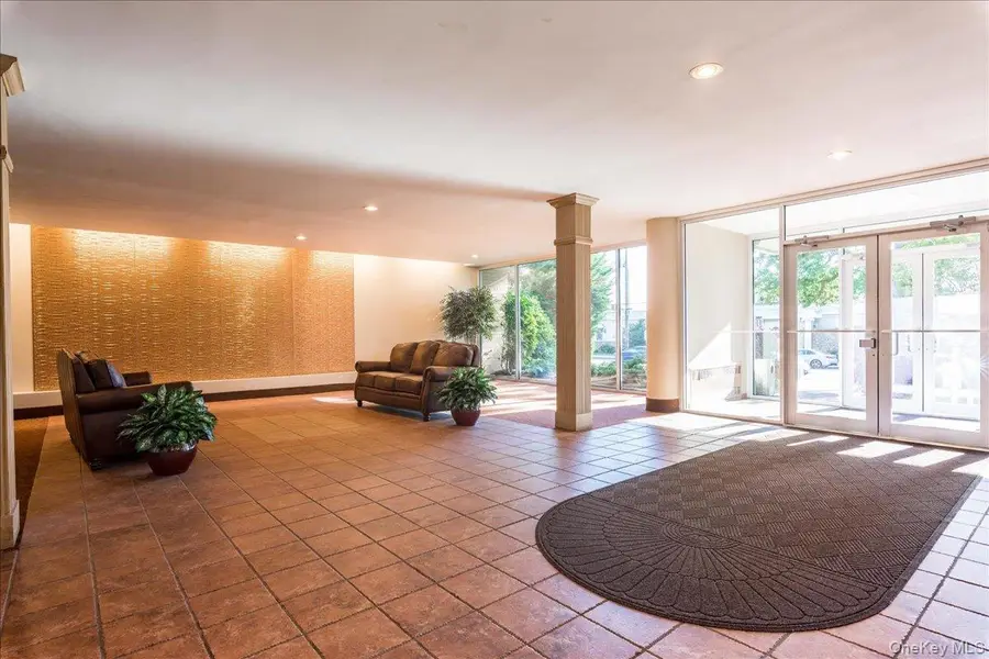 490 Atlantic Avenue #330, East Rockaway, NY 11518 - #3