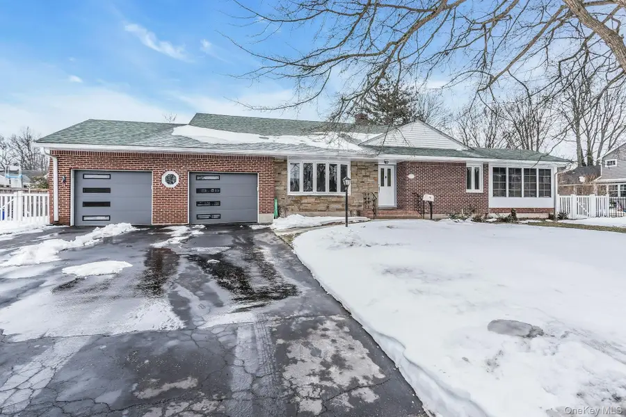 56 Dowsing Place, Amityville, NY 11701 - #2