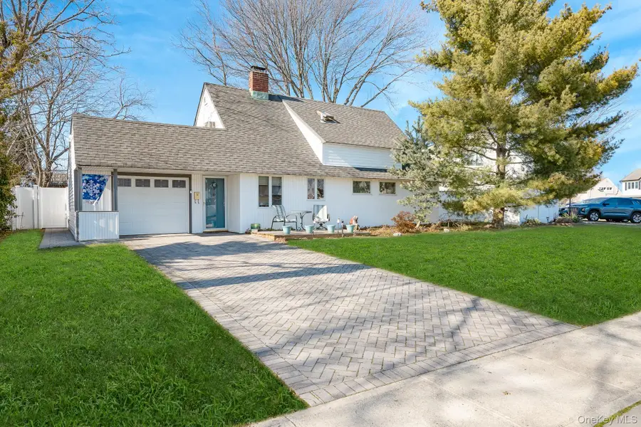 44 Disc Lane, Wantagh, NY 11793 - #2