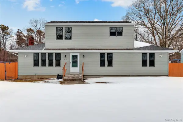 43 Carver Boulevard, Bellport, NY 11713