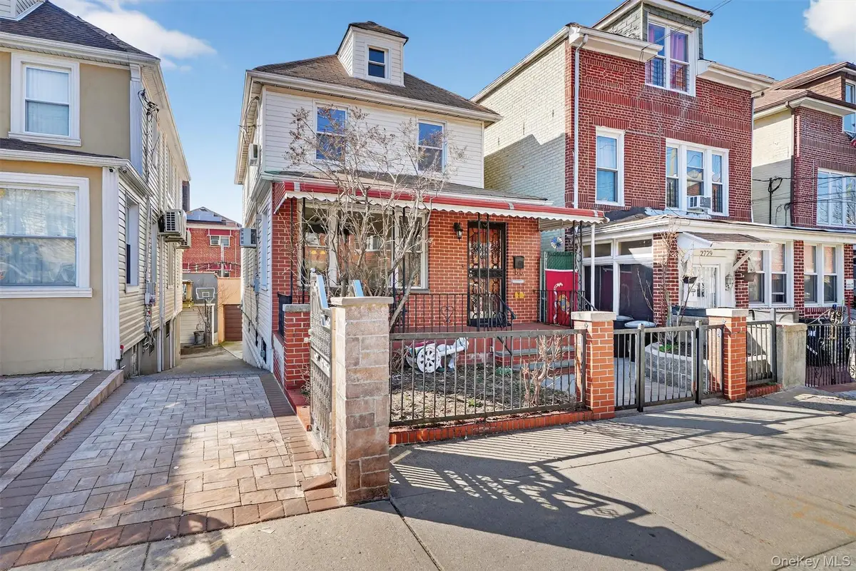 2727 Matthews Avenue, Bronx, NY 10467 - #1