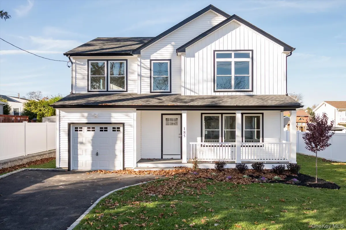 6 Gail Grace Court, Copiague, NY 11726 - #1