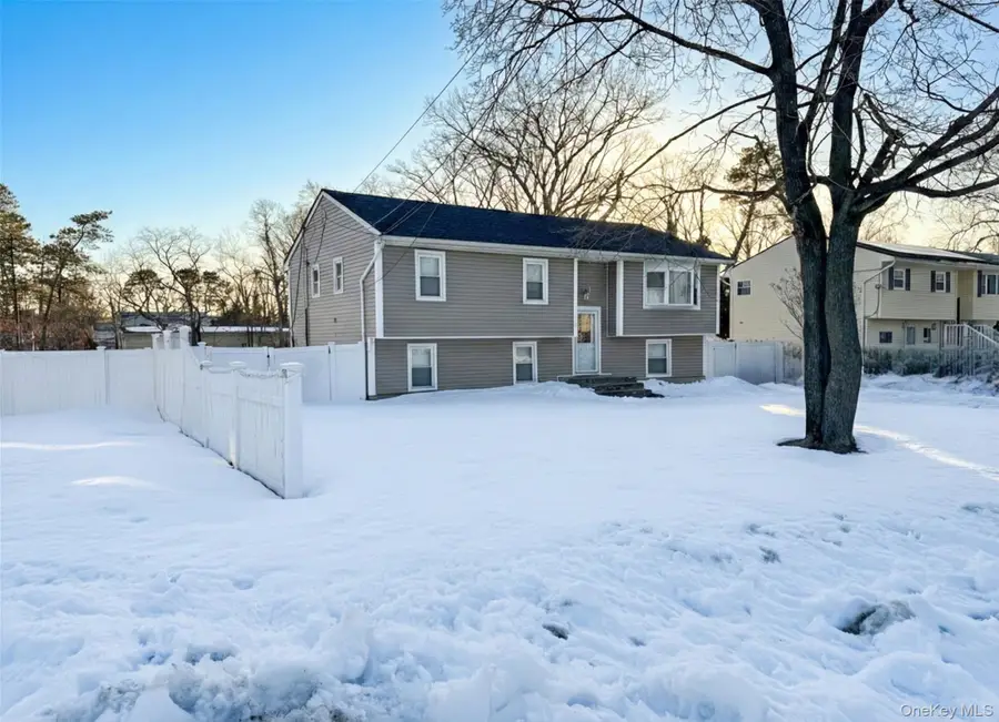 76 Woodland Avenue, Central Islip, NY 11722 - #2