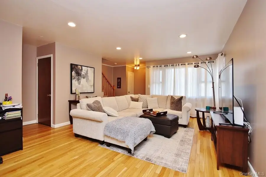 423 Parkview View Avenue, Yonkers, NY 10710 - #2