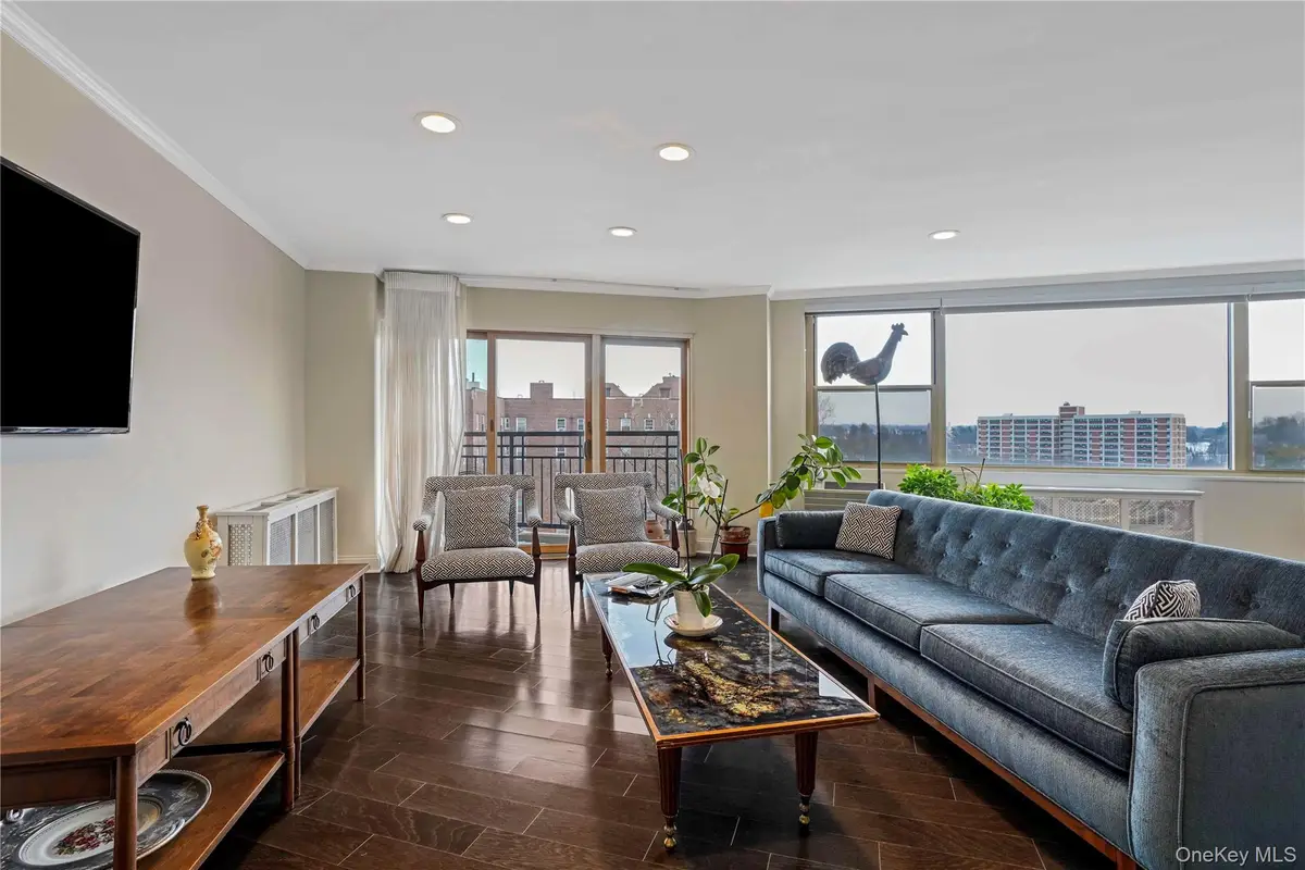 12 Old Mamaroneck Road #6C, White Plains, NY 10605 - #1