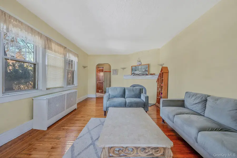 22 Fairview Boulevard, Hempstead, NY 11550 - #3