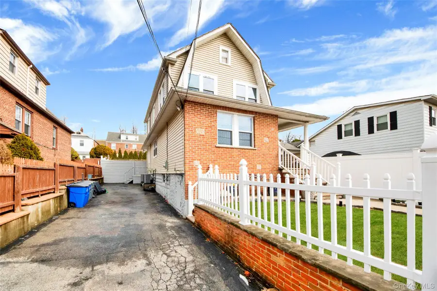 174 King Avenue, Yonkers, NY 10704 - #3