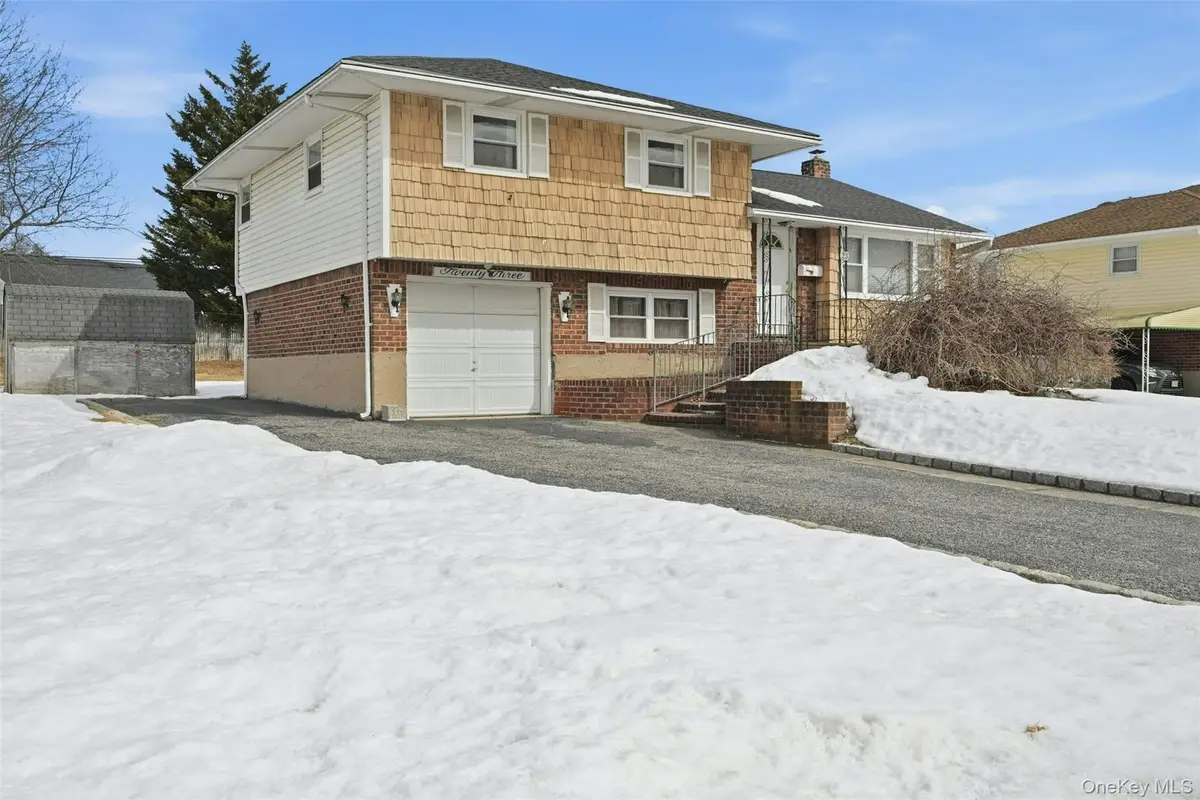 23 Shirley Court, Commack, NY 11725 - #1