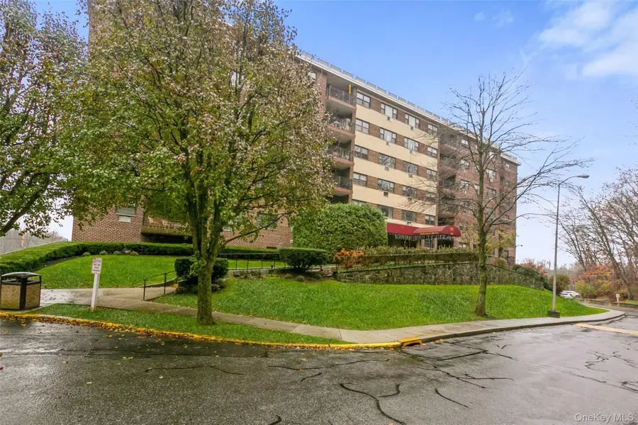 100 Diplomat Drive #8C, Mount Kisco, NY 10549 - #2