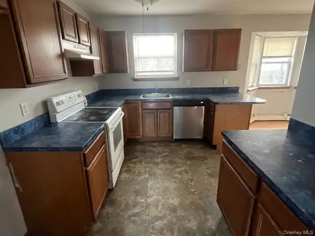 74 Alcolade Drive E, Shirley, NY 11967 - #3