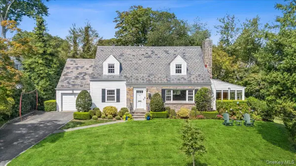 6 Rockwood Drive, Larchmont, NY 10538