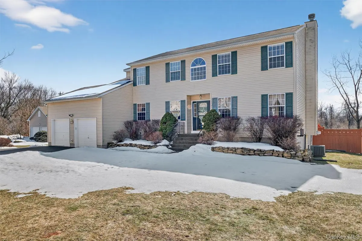 3 Windsor Garden Drive, New Windsor, NY 12553 - #1