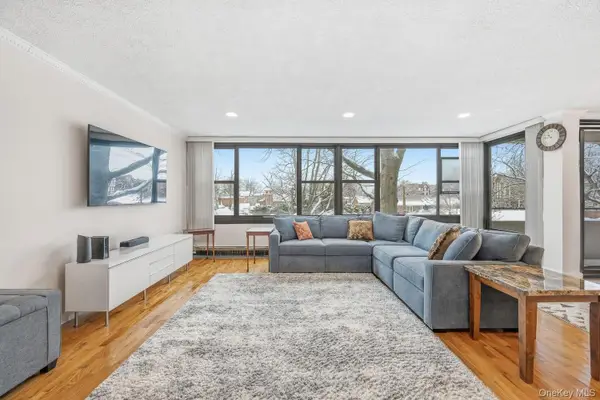 715 162nd Street #4D, Beechhurst, NY 11357