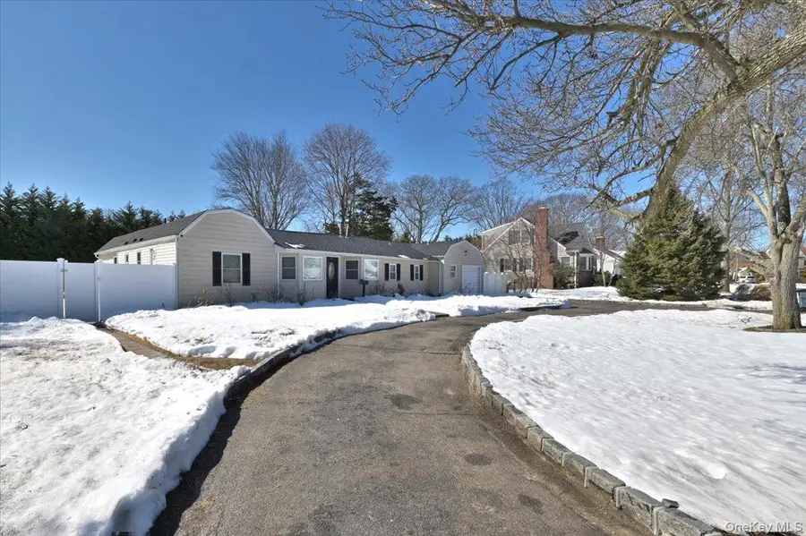 62 Bayside Avenue, Amityville, NY 11701 - #2