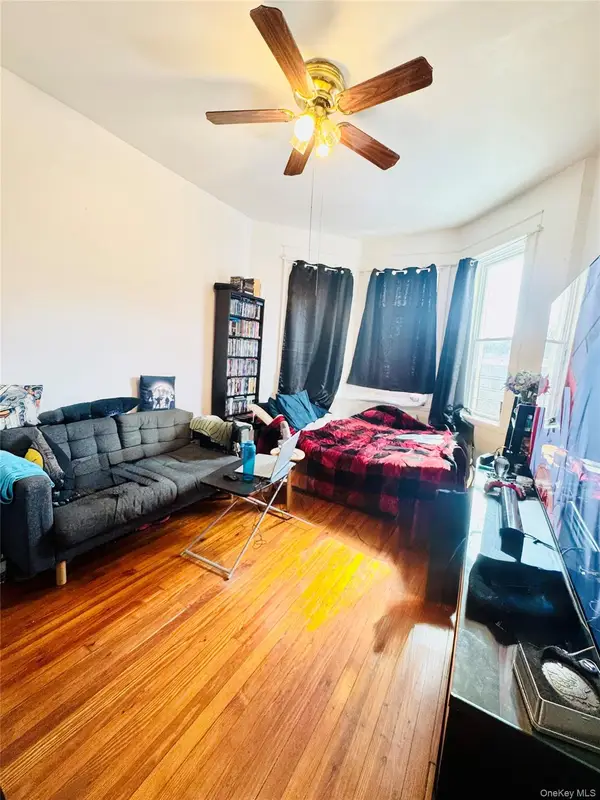 94-32 86th Road, Woodhaven, NY 11421