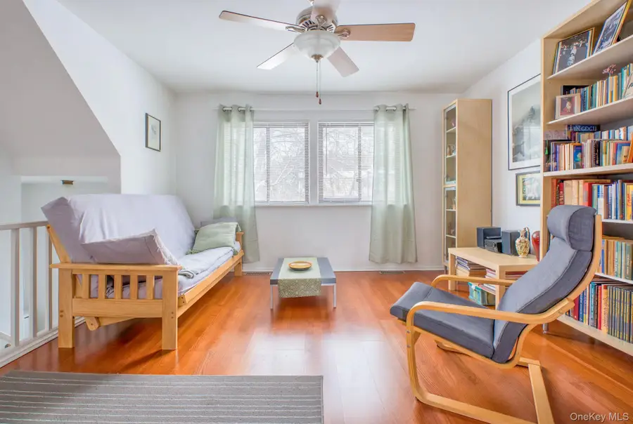 255 Village Court, Kingston, NY 12401 - #3