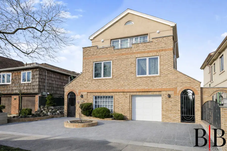 215 Arkansas Drive, Brooklyn, NY 11234 - #2